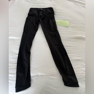 Lululemon size 2 mesh leggings